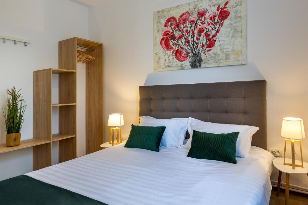 Lagom Hotel Bukarest Kültér fotó